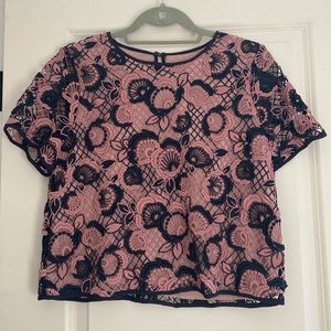 NWOT Ann Taylor Floral Top Size 6P